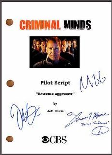   Minds Signed TV Pilot Script by 3 *Mandy Patinkin *Thomas Gibson