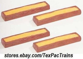HO Scale Lot of 4 Grain Feed Troughs for Cattle & Horses   Farm/Ranch 
