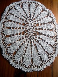   Crocheted Doily Tablecloth Centerpiece Oval Lace 15 in. Topper Mat