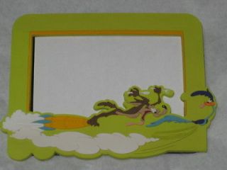road runner and wile e coyote plastic photo frame ca