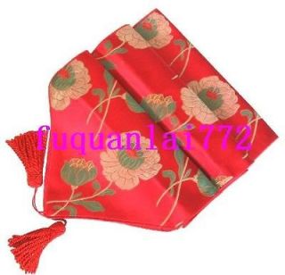 table runners red in Kitchen, Dining & Bar