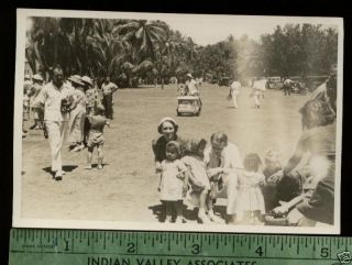 Polar Bars ice cream bicycle cart at busy Kapiolani Park 1940 Hawaii 