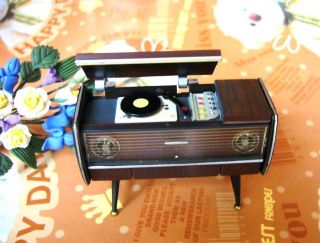 dollhouse miniatures vintage japan record player from china returns 