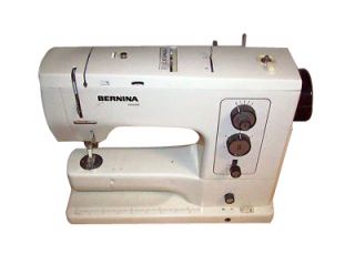 PD60 P60221NS Singer Alphasew 221 Featherweight Sewing Machine 1/2 