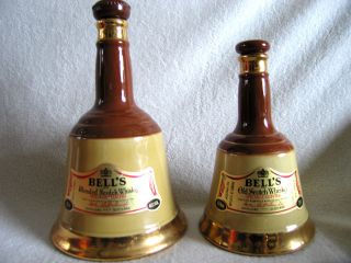 Wade 2 x Bells Whisky Decanters with original cork stoppers in mint 