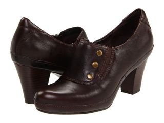 Clarks Vermont Terrace $140.00 Rated: 4 stars! Clarks Leyden Bell $150 