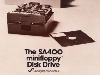 VINTAGE Apple II Model A251016 includes Disk II Floppy Drive