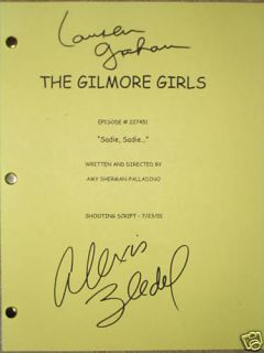    Girls Signed TV Script Lauren Graham Alexis Bledel reprint PERFECT