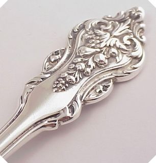 We are pleased to offer these Amston Sterling Silver, Teaspoons in the 