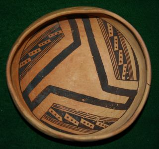Anasazi Pottery Jeddito Black on Yellow 9 Bowl