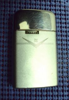 Vintage Ronson Varaflame Windlite Lighter