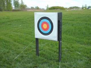 BullDog RangeDog Archery Target (w/ Outdoor Legs)