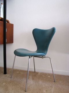 Mid Century Modern Arne Jacobsen Series 7 Chair Upholstered Madmen 