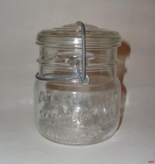 Vintage ATLAS Wholefruit Mason Canning Jar Wire Bail 1 Pint Glass