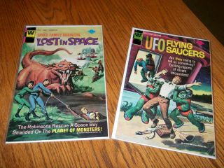 lot 2 SCI  FI bronze COMIC books 1975 LOST in SPACE 1973 UFO flying 