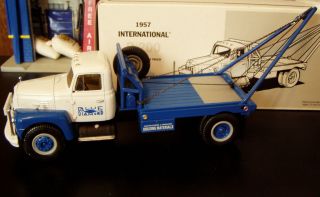 1957 INTERNATIONAL R200 GIN POLE WINCH TRUCK BLUE D. 1996 1ST GEAR 1 