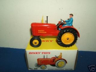 DINKY TOYS No.300 MASSEY FERGUSON TRACTOR (RUBBER TYRES ) MIB