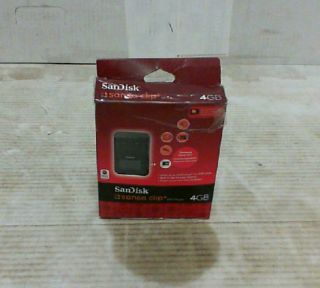 SanDisk SDMX18R 004GK A57 Sansa Clip Plus 4 GB MP3 Player