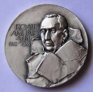   Antarctic Expeditions Silver Medal Roald Amundsen 1872 1978
