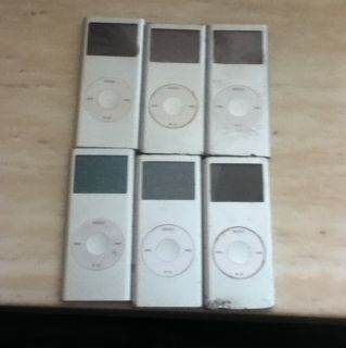 Apple iPod Nano 2nd Generation Silver 4 GB