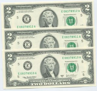 233 2003 A Two Dollar Bill 3 Consecutive Serial Uncirculated