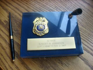 Sheaffer Desk Pen Set Beloit Police Badge