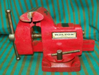 Wilton Bench Vise Swivel Base 4 Jaws Open 4 5 Wide Anvil Pipe Jaws 