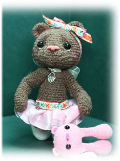   Crochet Cotton Thread Artist Bear Vtg Style 8 DeB&F ♥♥ Girl Pnik