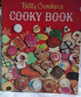 GENERAL MILLS BETTY CROCKERS COOKY BOOK COPYRIGHT 1963 HOMEMADE COOKIE