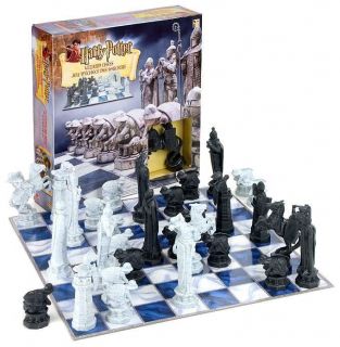    OFFICIAL LICENSED 2002 WIZARD CHESS BOARD SET XMAS BIRTHDAY GIFT