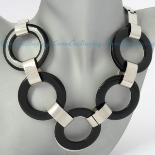   Color Chain Jewelry Black Resin Circle Bib Loop Pendant Necklace