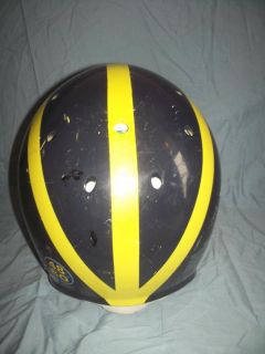 Michigan Wolverines Style Schutt Football Game Helmet   Bo/48 Sticker