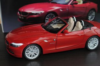 Kyosho 1 18 BMW Z4 E89 Retractable Hard Top Convertible Red No 08771MR 