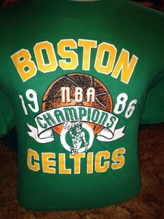 Vintage 1986 Boston Celtics NBA Champions T Shirt Larry Bird TRI Blend 