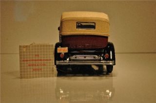 Franklin Mint 124 Scale, 1932 Ford V 8   Bonnie & Clydes Car