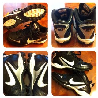  Boys Nike Football Cleats Shoes Size 3Y