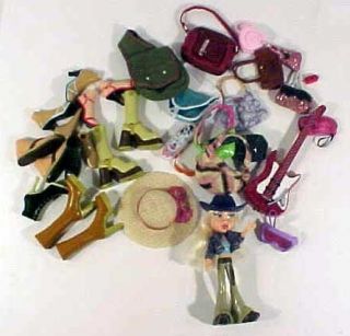  Accessories 9 10 Bratz Doll Shoes Purses More 1 4 1 2 Doll