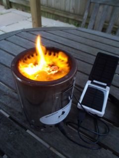 COMBO DEAL Wood gas Camp Stove LE Solar battery charger woodgas 