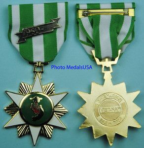 Republic Vietnam RVN Campaign Medal Domed Style with 1960 Date Bar 