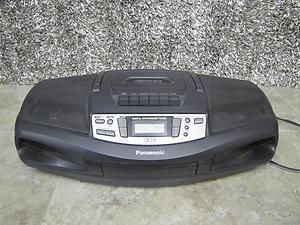    RX DS16 XBS AM FM RADIO CD PLAYER CASSETTE DECK BOOMBOX ALL WORKING