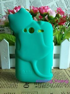 Spring Green Cute Cat Soft Silicon Back Case Cover Skin for HTC 