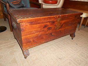 Antique 1930s Wood Trunk Cedar Chest W Wheels By Edward Roos Co Forest 