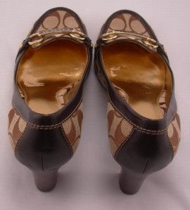 Coach Charley Pumps Size 9 M Classic Signature C Brown Fabric Leather 