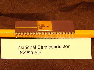 National Semiconductor INS8255D ICs Chip 40 Pins