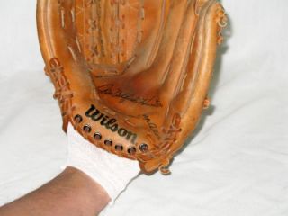   ACH2160 HOF Jim Catfish Hunter AG Model RH Baseball Glove