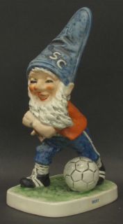 Goebel Co Boys Bert The Soccer Player Gnome Figurine