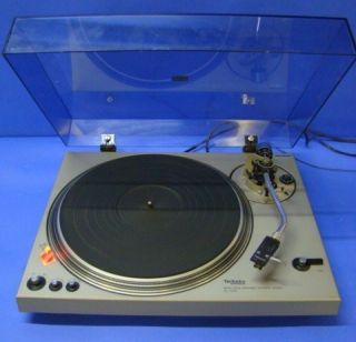 SL1700 by Panasonic Turntable   W/ A PIONEER NEEDLE & DUST COVER