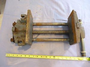 VINTAGE COLUMBIAN CARPENTERS VISE JAWS 7 WIDE & 4 1/8 HIGH   OPENS 9