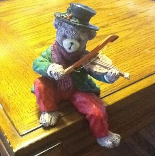 Handpainted Holiday Mantlepiece Bear Playing Violin