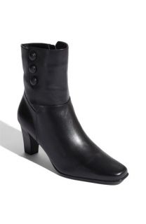 Blondo Chicago Waterproof Ankle Boot